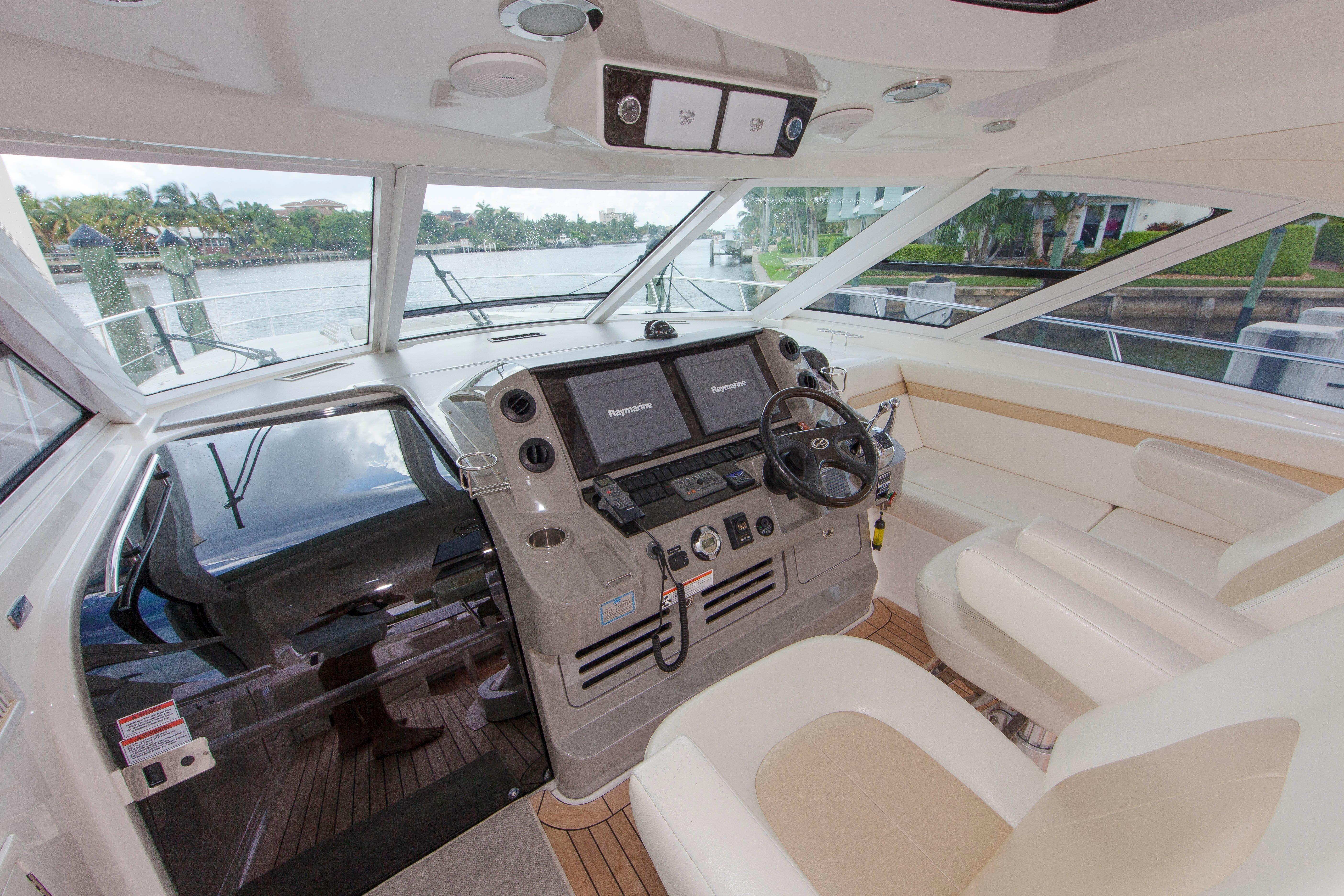 54 Sea Ray Helm Controls