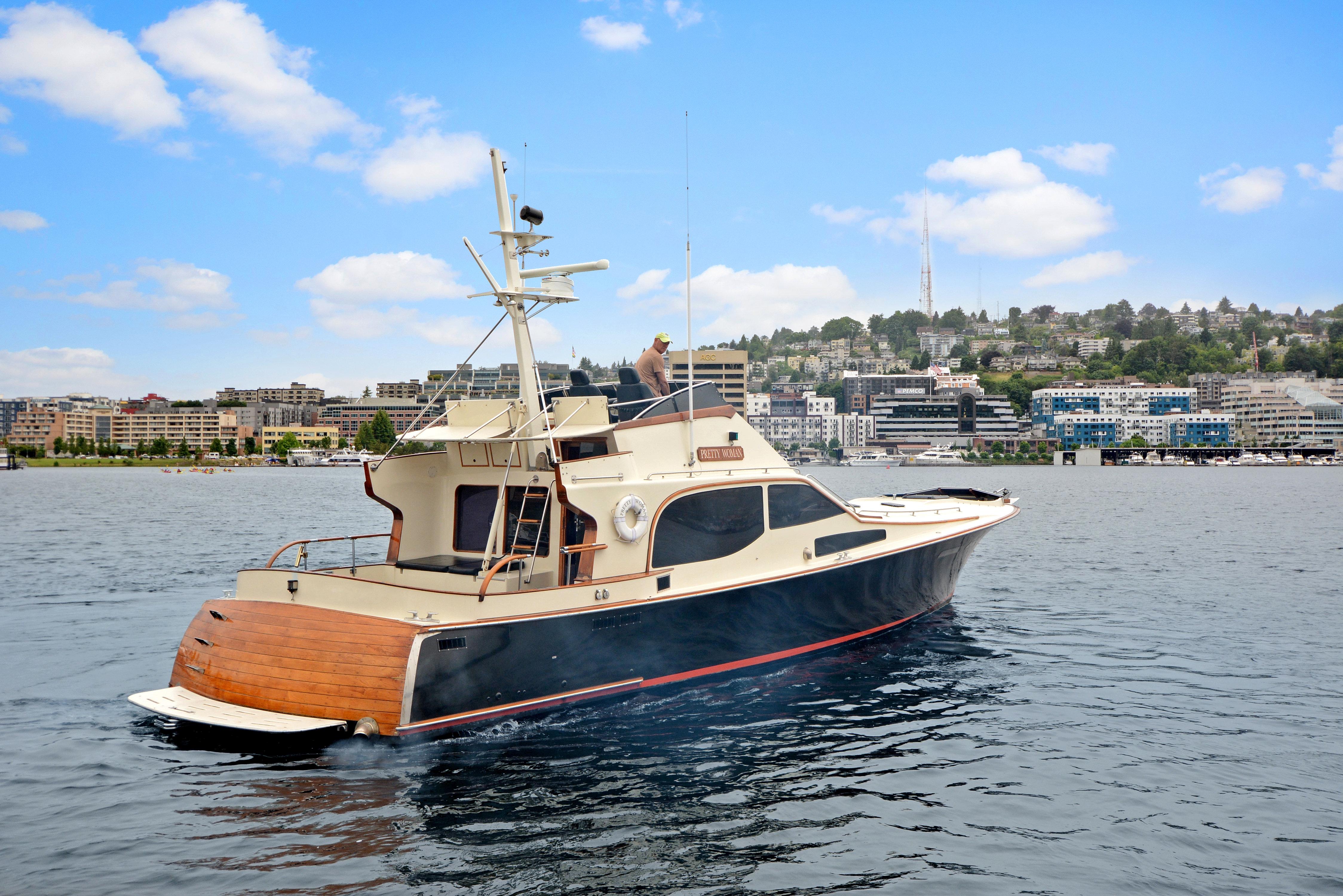 midnight lace yacht