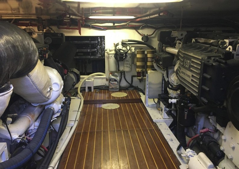 Arrowhead Yacht Photos Pics Engine Room