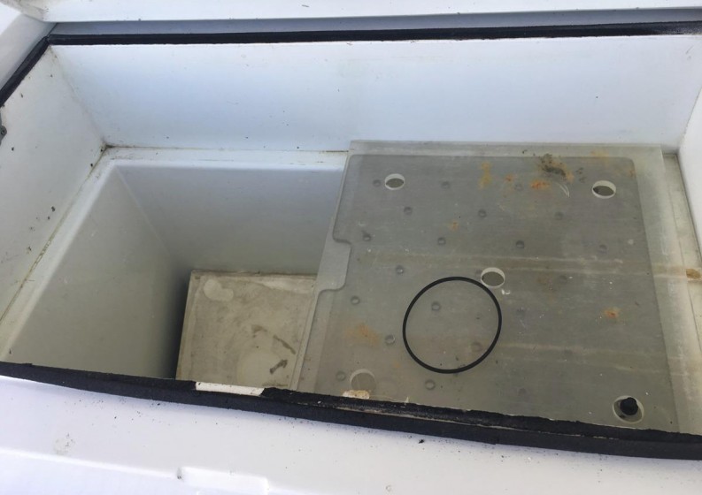 Arrowhead Yacht Photos Pics Cockpit Freezer