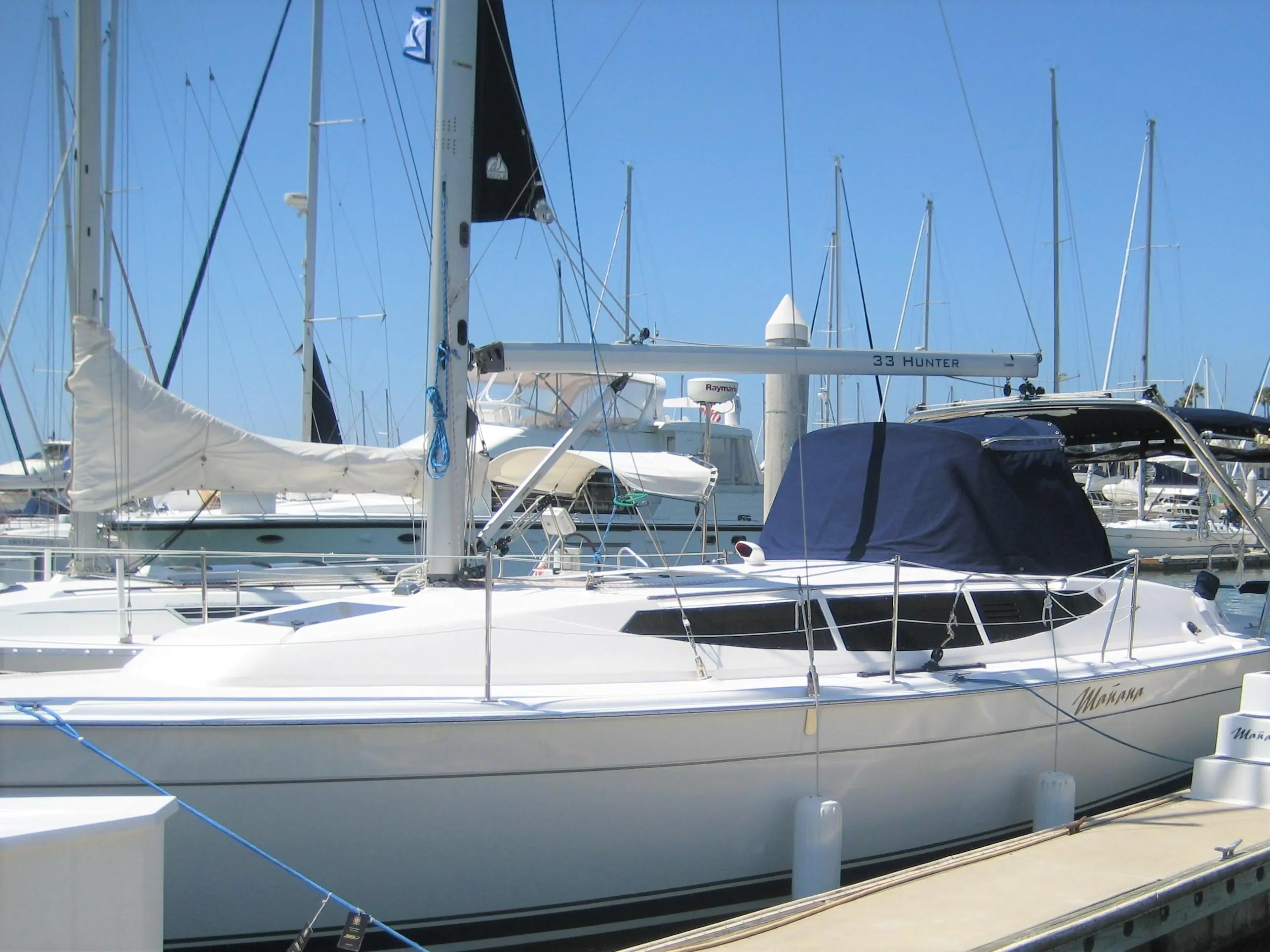Hunter 33 Yachts for Sale