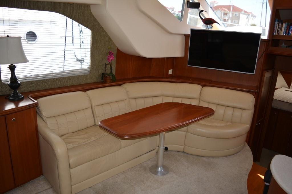 Star Dust Silverton 43 Yachts For 43 Silverton Salon Portside W Dining Table