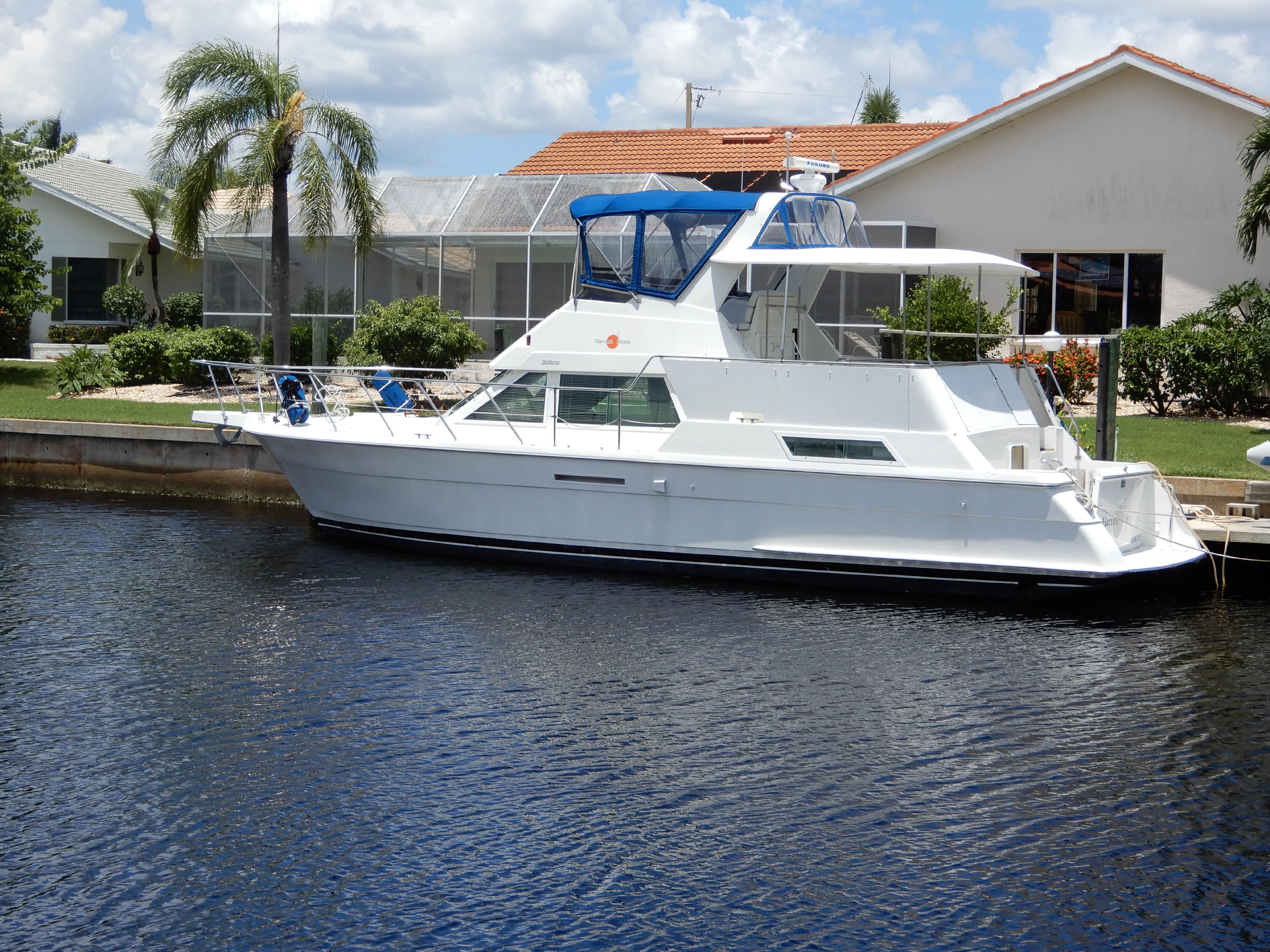 hatteras 42