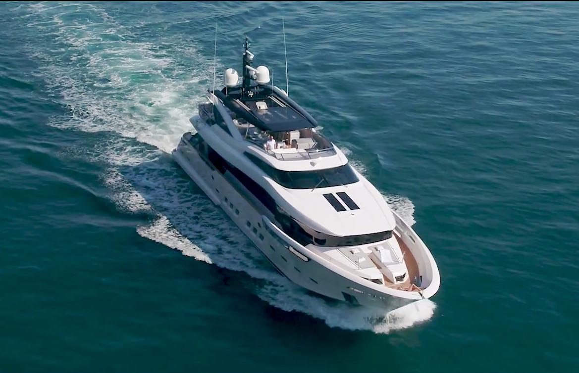 118 ft yacht price