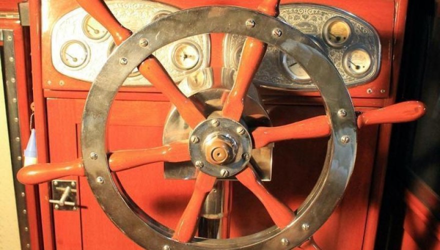 48 Chris-Craft 