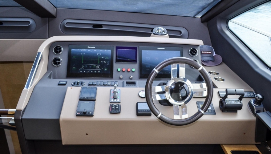 66 Azimut 