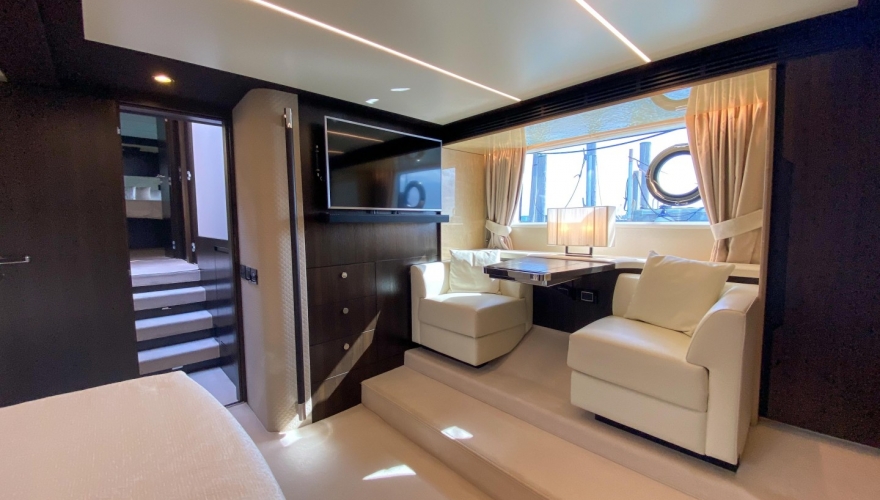 66 Azimut 