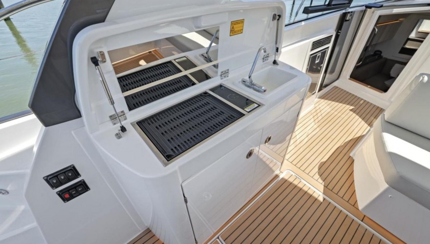 41 Beneteau 