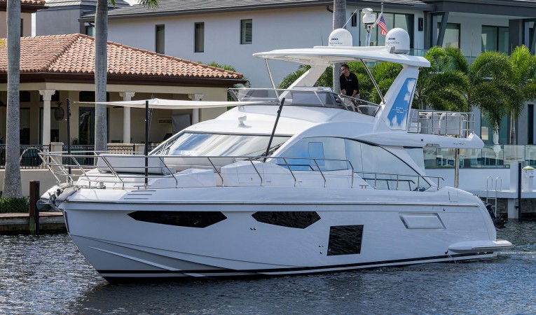 60 Azimut 