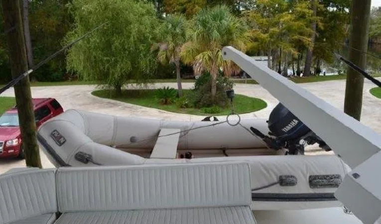 48 Ocean Davit & Tender