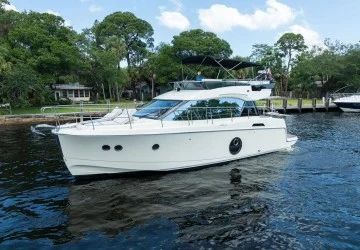 45' Beneteau 2016