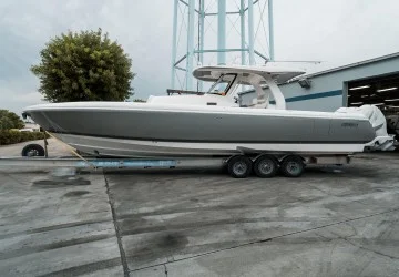 40' Intrepid 2020