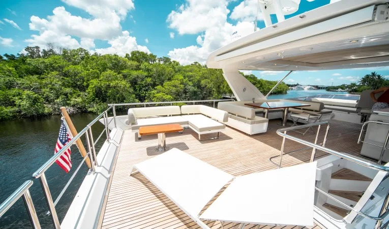 72 Azimut Aft Flybridge