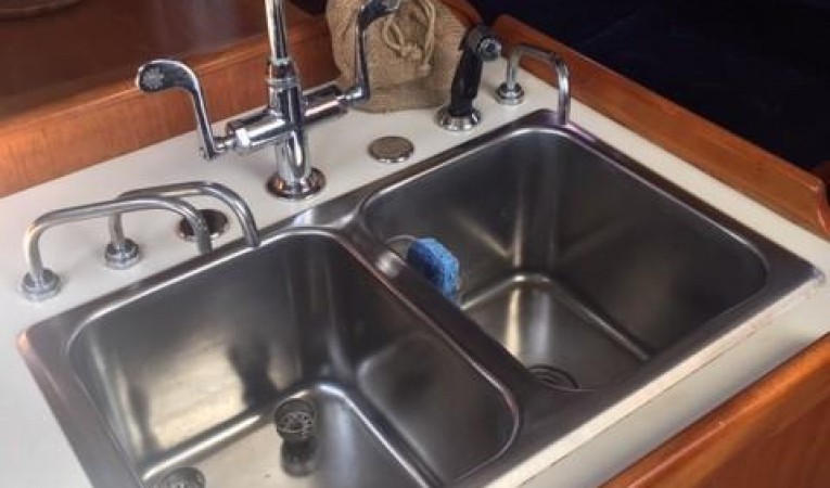 38 Ericson Galley sink