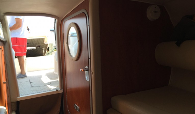 28 Rinker Cabin entryway