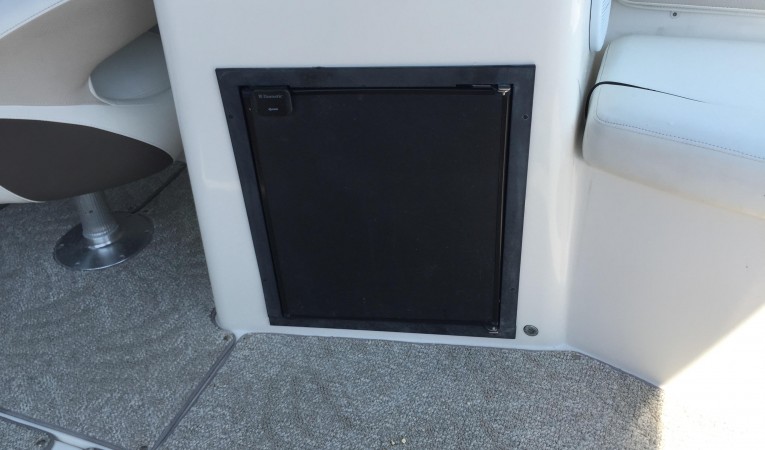 28 Rinker Cockpit Refrigerator