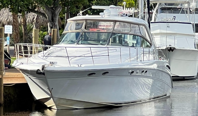 54 Sea Ray 