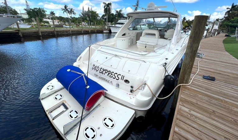 54 Sea Ray 