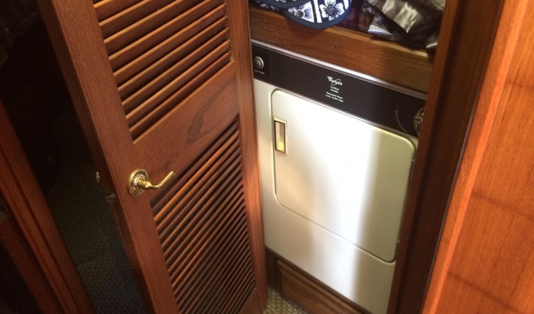 41 Viking Whirlpool Washer/Dryer