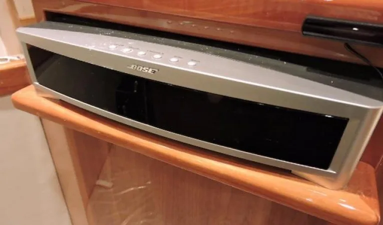 63 Riviera Master Bose Stereo