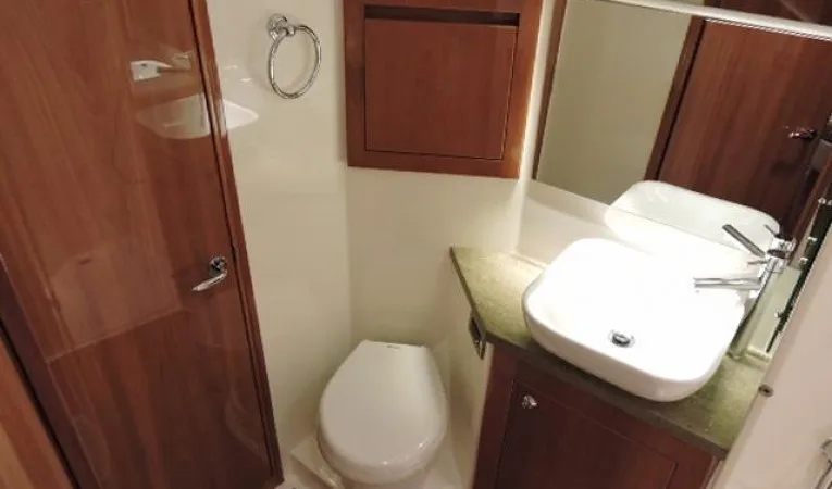 63 Riviera 3rd Stateroom Head