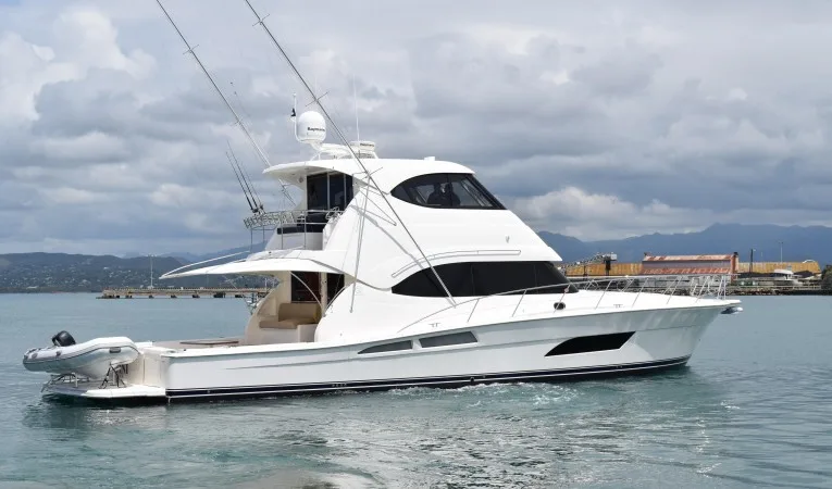 63 Riviera Stbd View