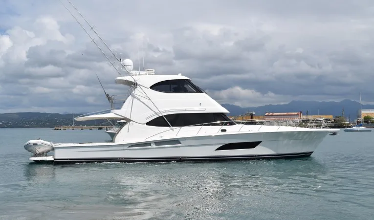 63 Riviera Stbd View