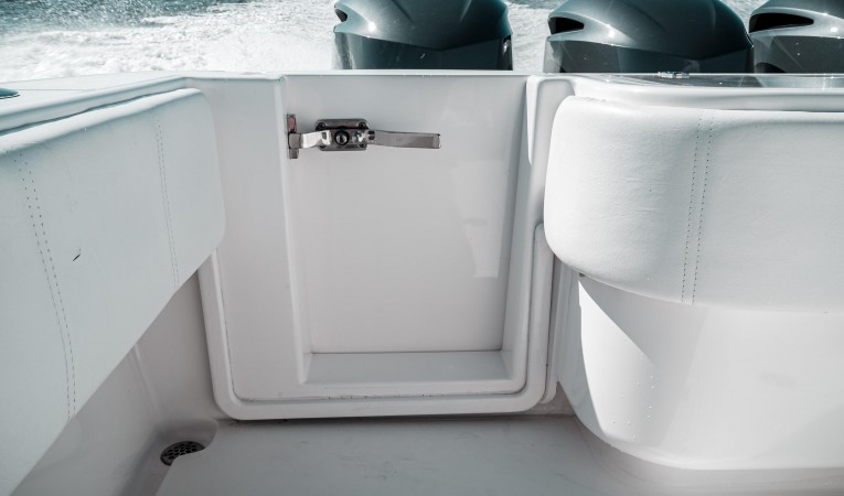 35 Contender Transom Door