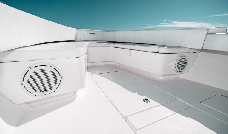 35 Contender JL Audio Speakers