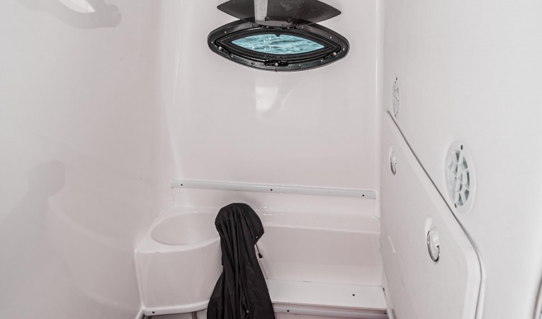 35 Contender In-Console Storage