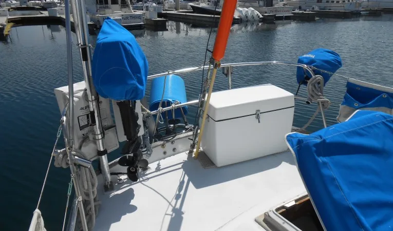 44 Kelly Peterson Aft deck