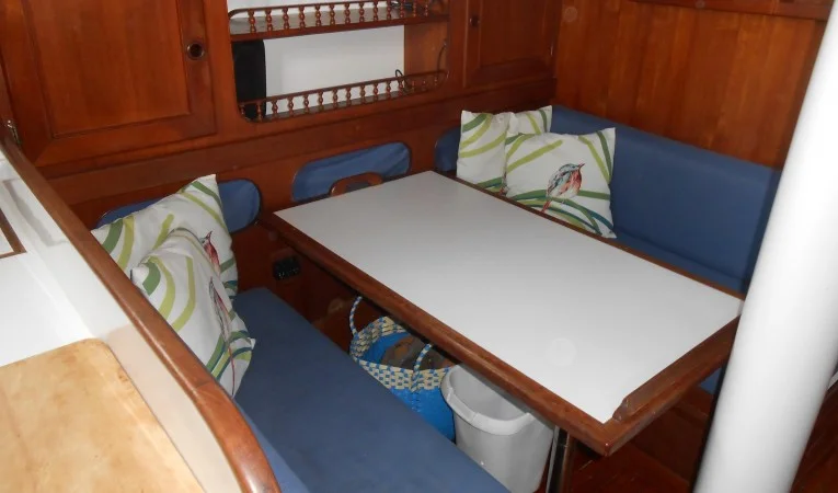 44 Kelly Peterson Dinette