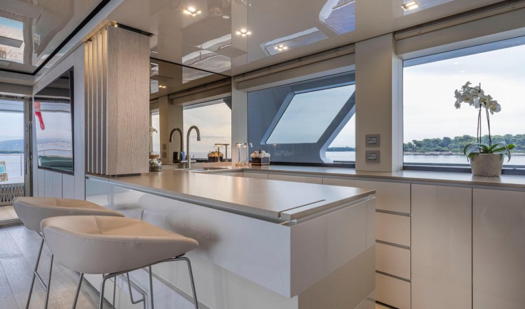 125 Rosetti Superyachts 