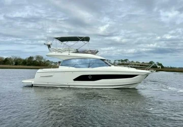 42' Prestige 2024