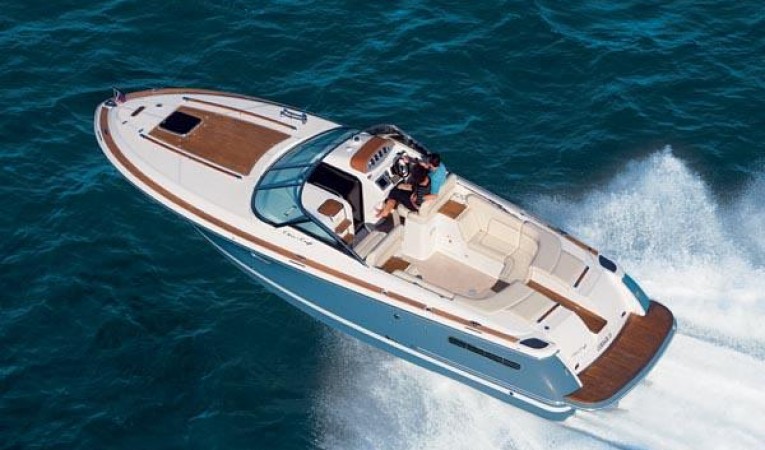 28 Chris-Craft 