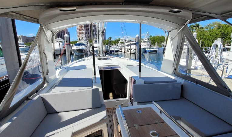 51 Beneteau 