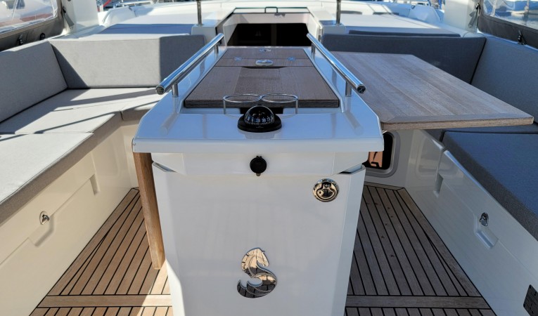 51 Beneteau 