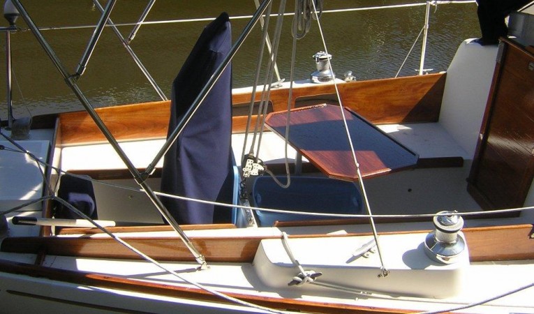 40 Bristol Cockpit - Ted Hood Bristol 40