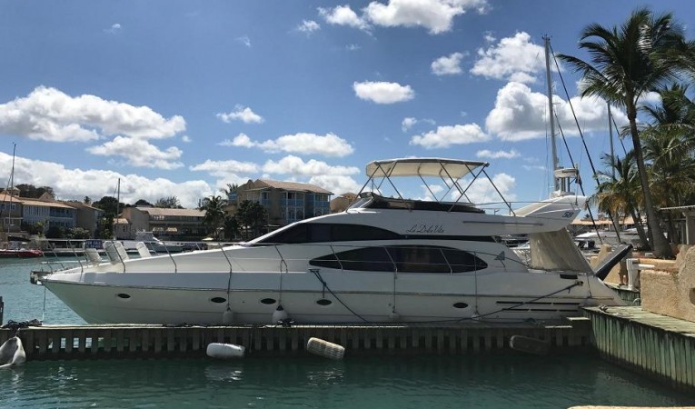 58 Azimut 