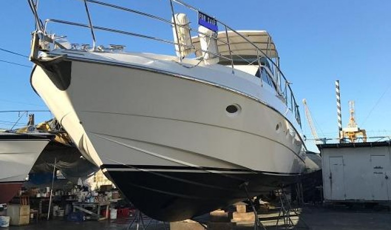 58 Azimut 