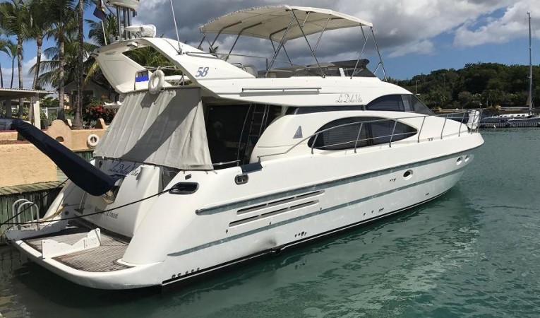 58 Azimut 