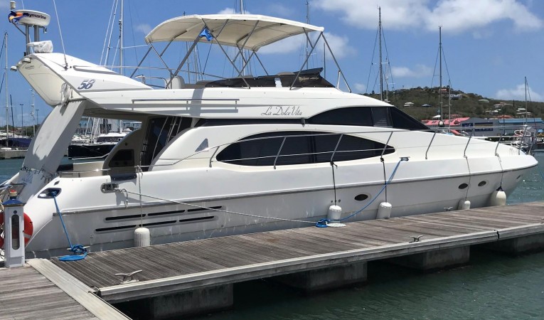 58 Azimut 