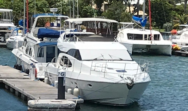 58 Azimut 