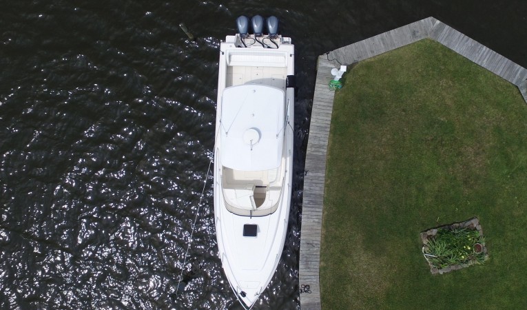 36 Intrepid Top