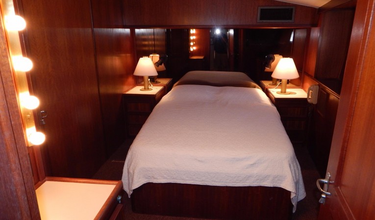 60 Hatteras Master SR