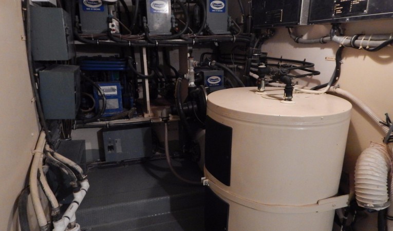 60 Hatteras Mechanical/Utility Room