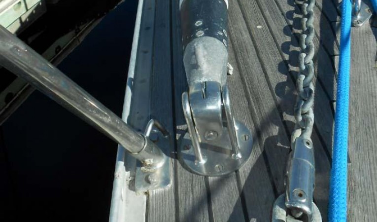 37 Nautor Swan Spinnaker pole