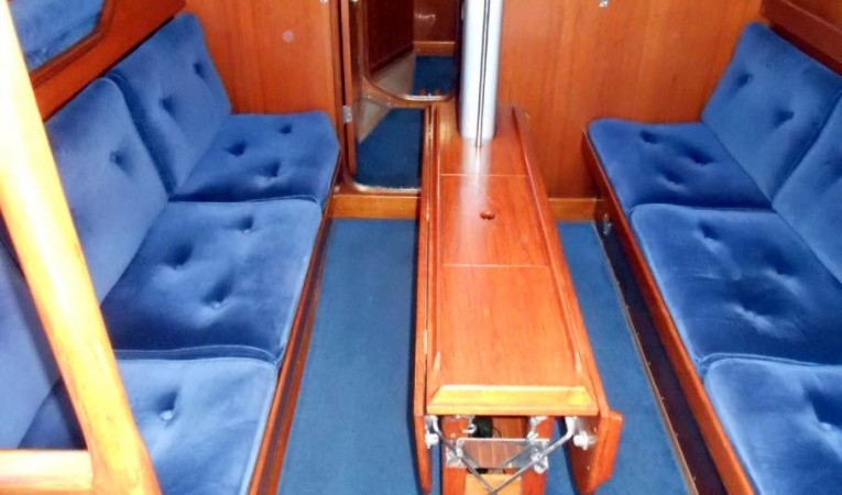 37 Nautor Swan Salon