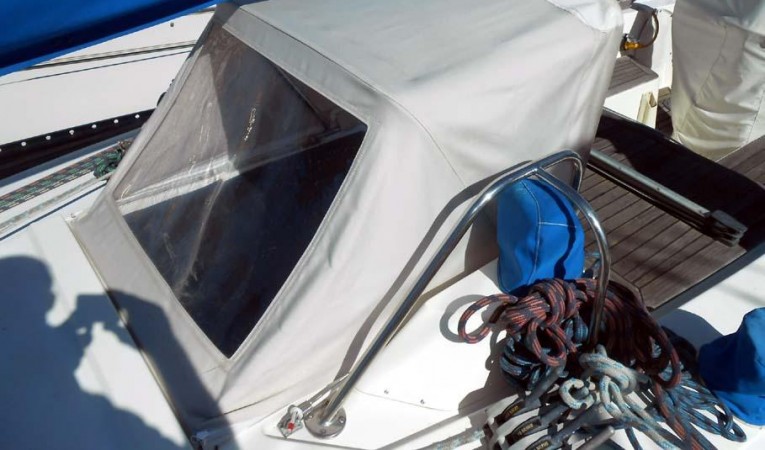 37 Nautor Swan Companionway dodger up