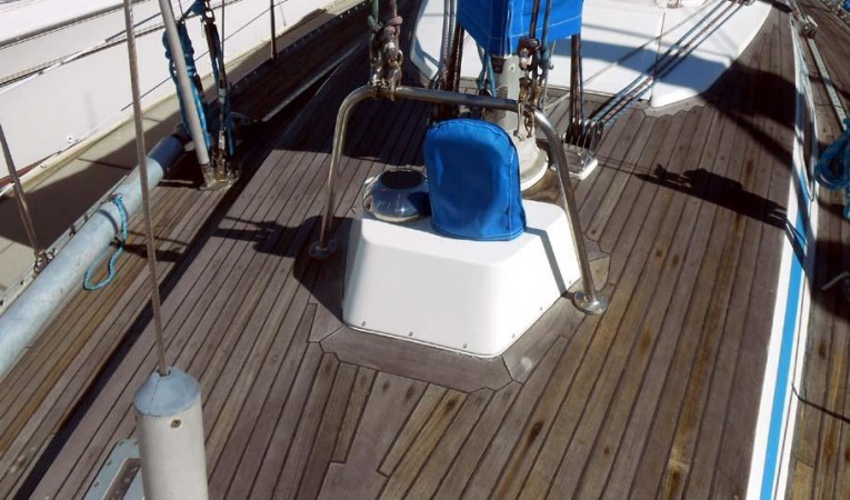 37 Nautor Swan Foredeck Dorade